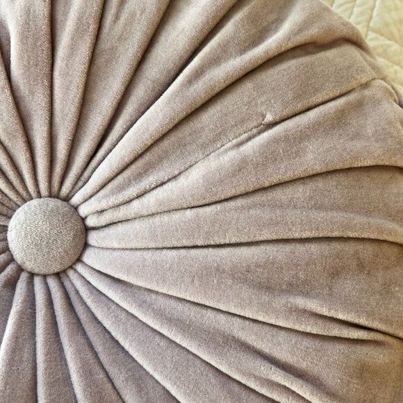 Urban Outfitters lilac / lavender round pintuck throw pillows (2) - Picture 3 of 9